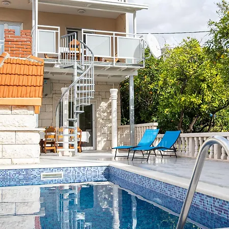 Apartament Jakov